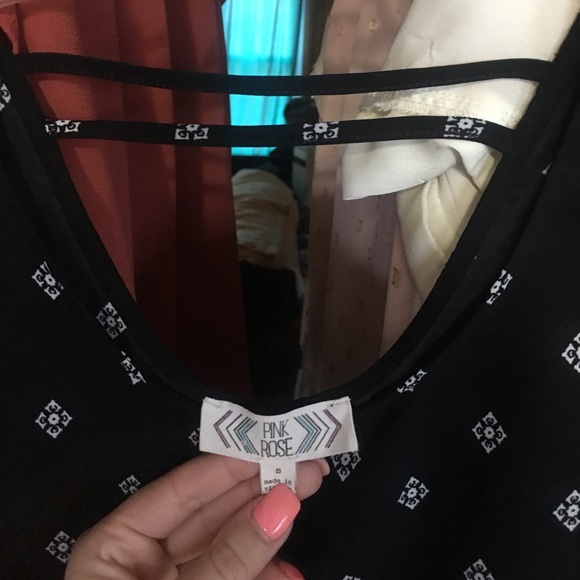 Top - Picture 3 of 3